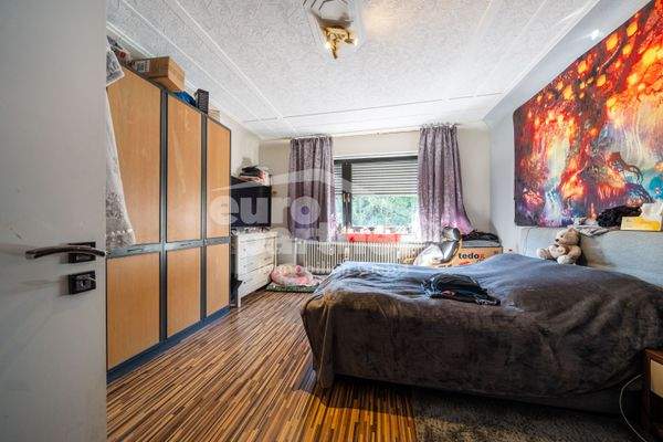 Elternschlafzimmer (OG)