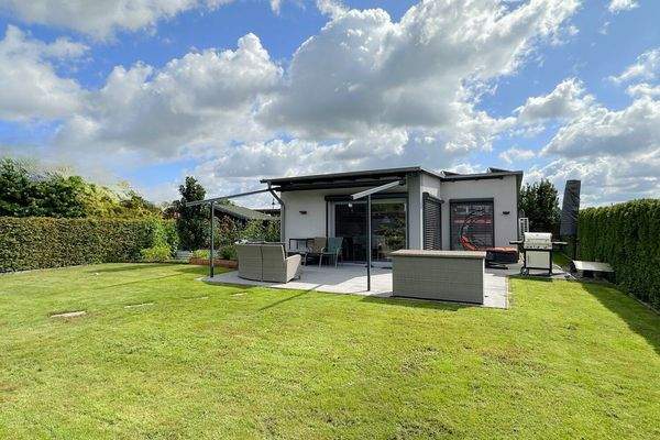 Freifläche im Garten