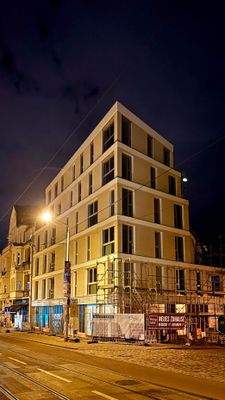 Eckansicht bei Nacht.jpg