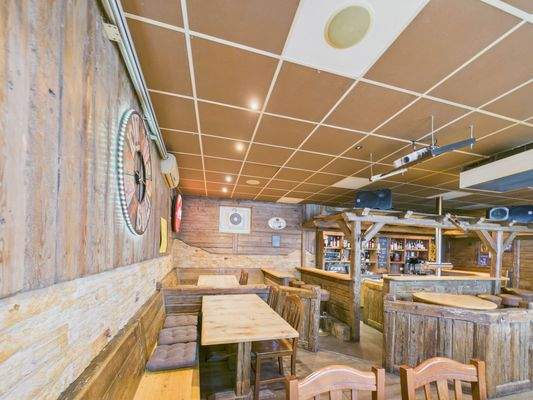 CAM03694G0-PR0042-STILL004