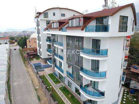 Ready-to-move Apartments with Sea and City Views in Alanya Mahmutlar