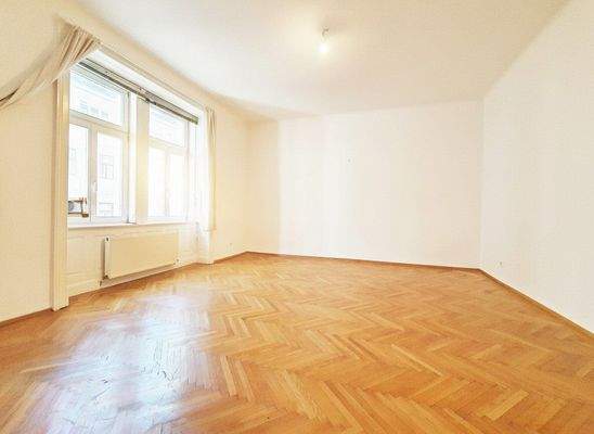 großes Wohnzimmer ca. 31 m²