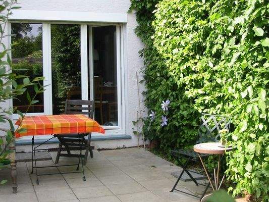 WG Zimmer eigene Dusch Wc in Stuttgart Vaihingen bei urbanbnb 3.jpg