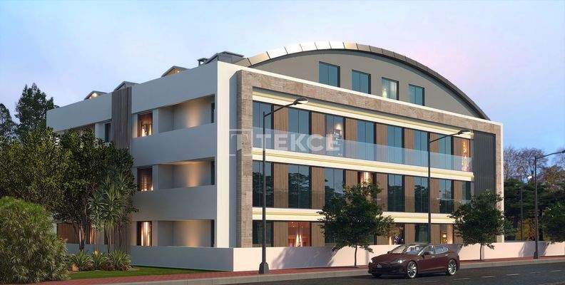 Flats in a Complex with Pool in Güzeloba, Antalya