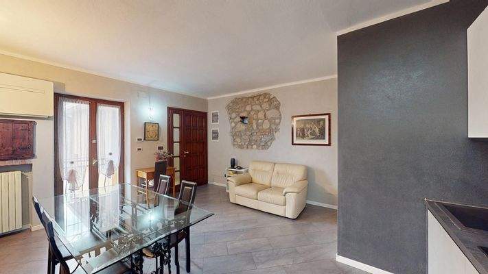 AB-073-13-Trilocale-recentemente-ristrutturato-a-M