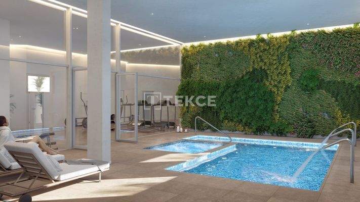 Flats with Large Terraces and Sea Views in Torrox Costa
