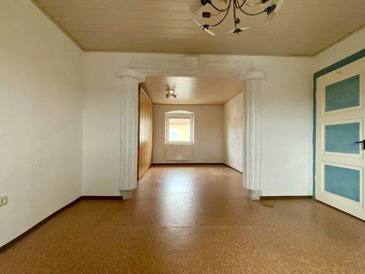 Durchgang zum Ankleidezimmer - OG