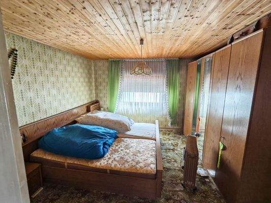 Hintergebäude: Schlafzimmer I