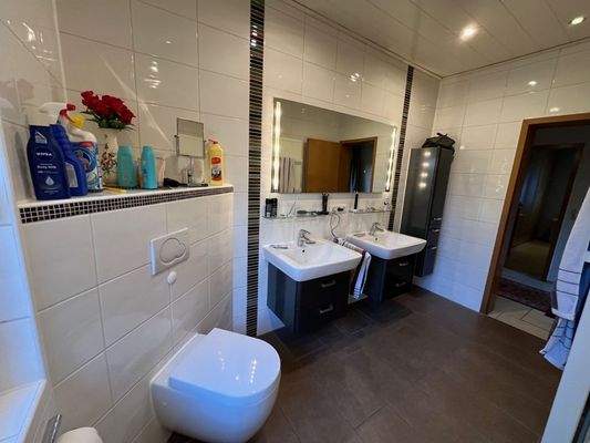 Bungalow Badezimmer (4)