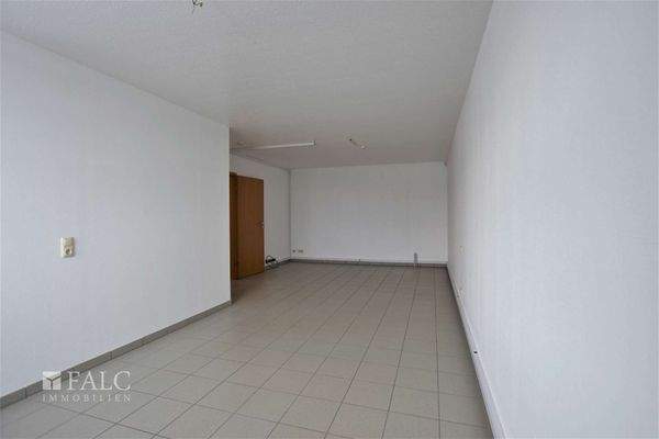 ein großes Zimmer für vielerlei Nutzung