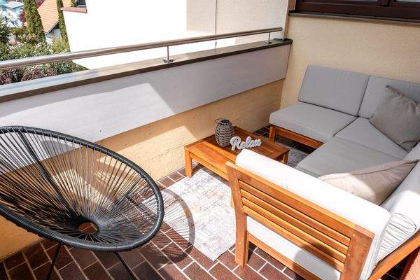 Balkon (gesamt 2 Balkone)