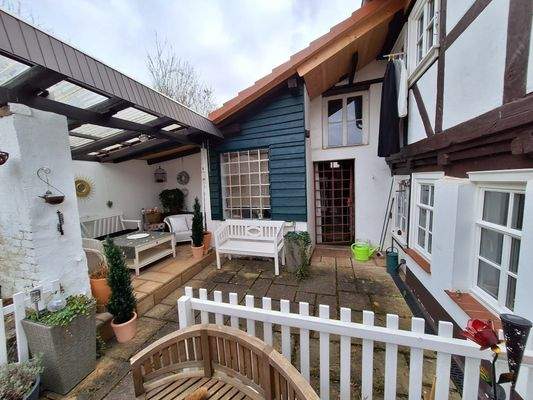 Hinteransicht Terrasse.jpeg