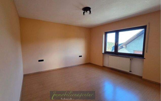 DG großes Schlafzimmer