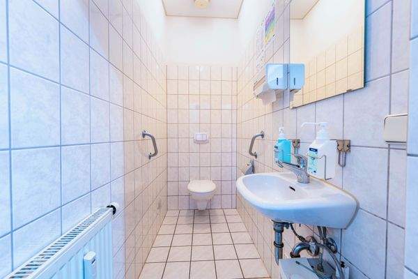 WC 2