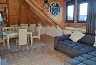 Offener Wohn- und Essbereich