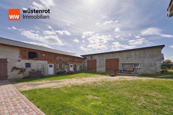 Scheune Fahrzeughalle