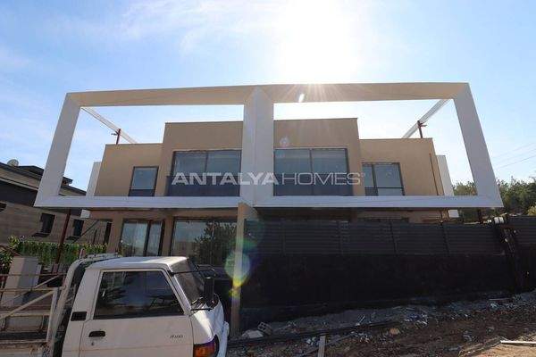Sea and City View Advanced Villas in Mersin Mezitli