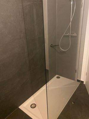 Bad mit Wanne im 1.OG.JPG