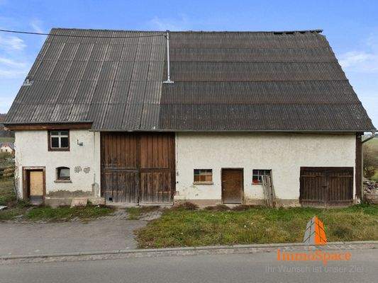 Blick auf den Stadelbereich als Lagerfläche