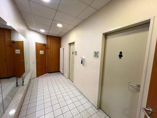 moderne Sanitäranlage