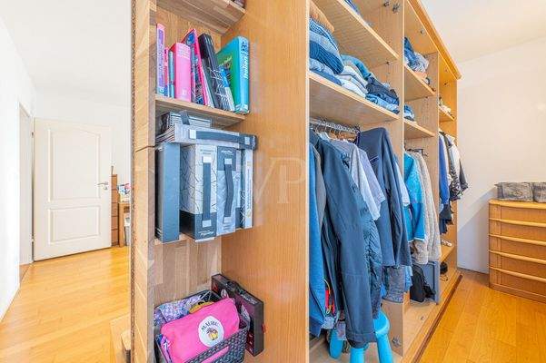 EG Schlafen / Ankleide