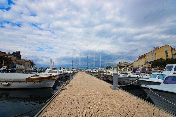 Eine fantastische Lage erwartet Sie hier