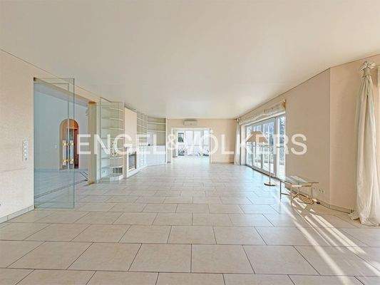 Offener Wohn-/Essbereich