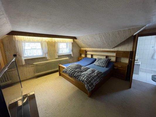 Großes Elternschalfzimmer