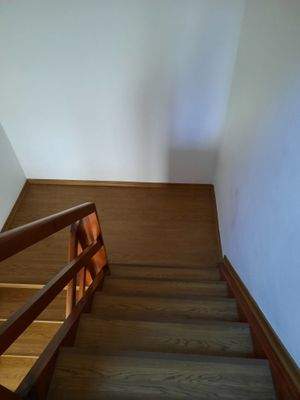 Treppe ins DG.jpg