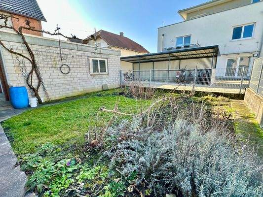 Einladender Gartenbereich