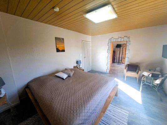 Immobilienperle Veronika Löffler - Erdgeschoss - Schlafzimmer mit zusätzlichen Raum