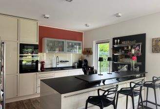 EG Küche offen zu Wohn-und Essbereich