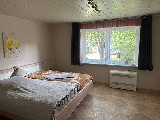 Schlafzimmer EG