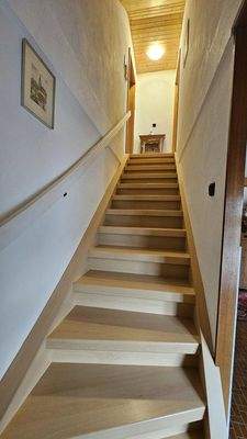 Treppe in den 1. Stock