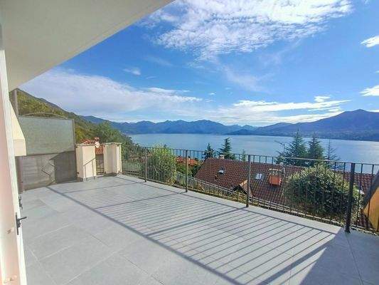 27-m²-Panoramabalkon für Outdoor-Living