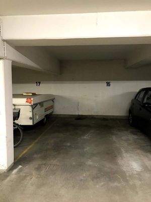 Tiefgaragenstellplatz_IMG_5648 (1)