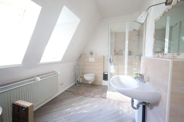 Studentenwohnung - Badezimmer 2