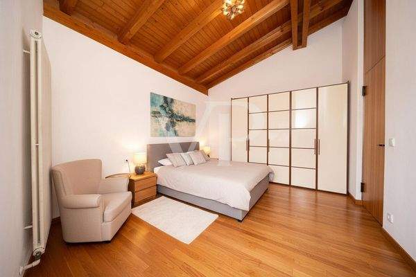 Elternschlafzimmer KI virtual staging