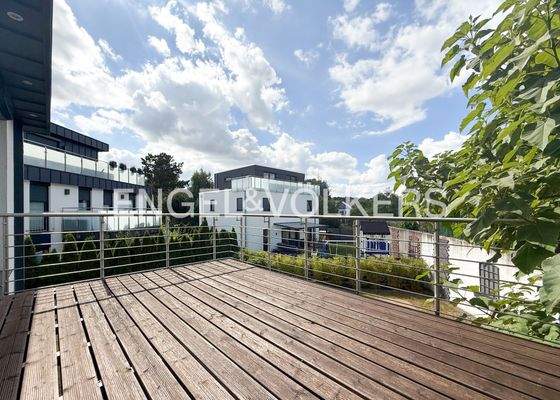 EV - Ebene 2 - Balkon