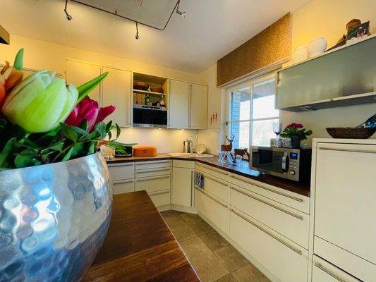 Einbauküche m. Markengeräten.jpeg