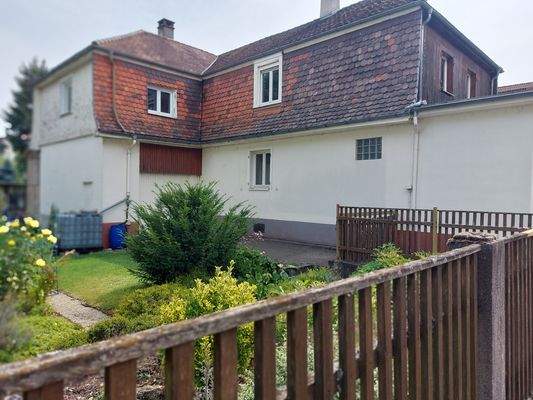 Haus von der Strasse aus,.jpg