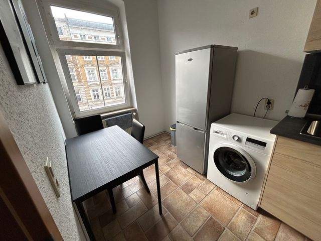 Schicke 2-Zimmerwohnung in Buckau inkl. EBK zu vermieten! - Photo 4