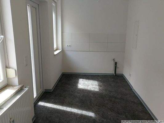 Laden 3 B Büro Teeküche 2019