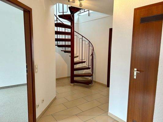 Wendeltreppe: Zugang zur 2. Ebene