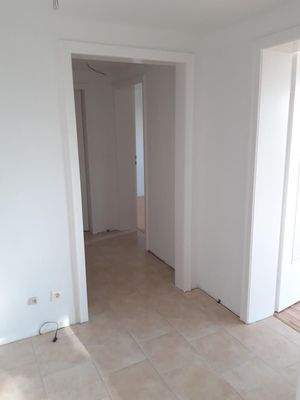 Flur Blick zum Schlafzimmer