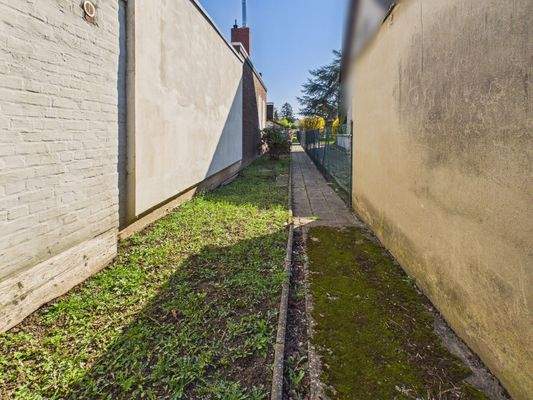 Eingang hinteres Grundstück 