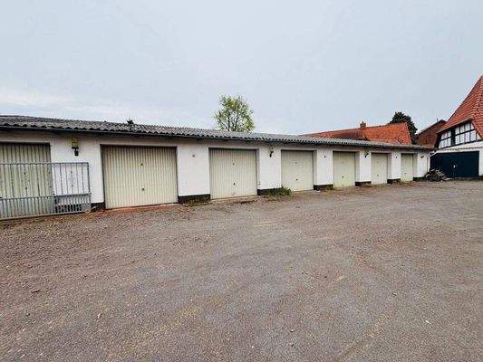 Blick auf den Garagenkomplex