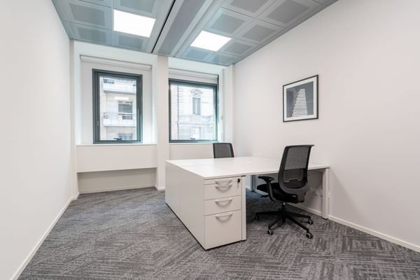 Regus Milan Via Broletto 5546 Milan Italy Small Of