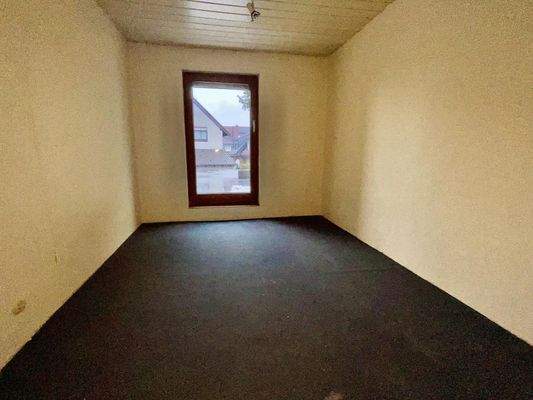 Arbeitszimmer mit Zugang Bad + Anbaudach