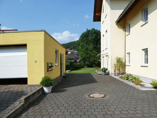 Garage mit autostellplatz